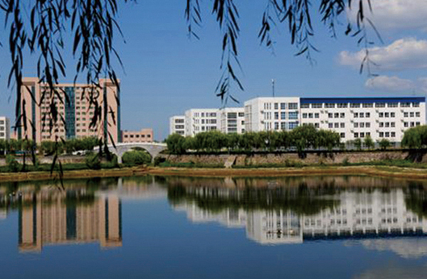 新鄉(xiāng)職業(yè)技術(shù)學(xué)院